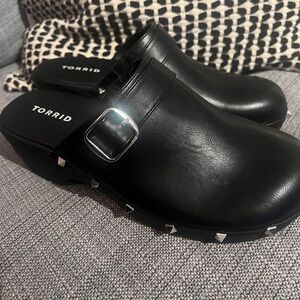 Like-New Torrid Black Studded Mini Clog - 9WW